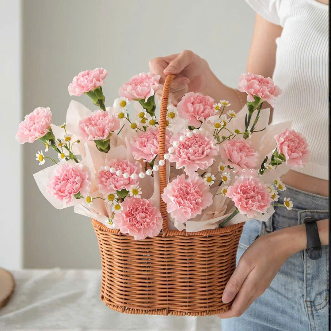 Giỏ Hoa Chúc Mừng Tone Pastel Nữ CSH-080